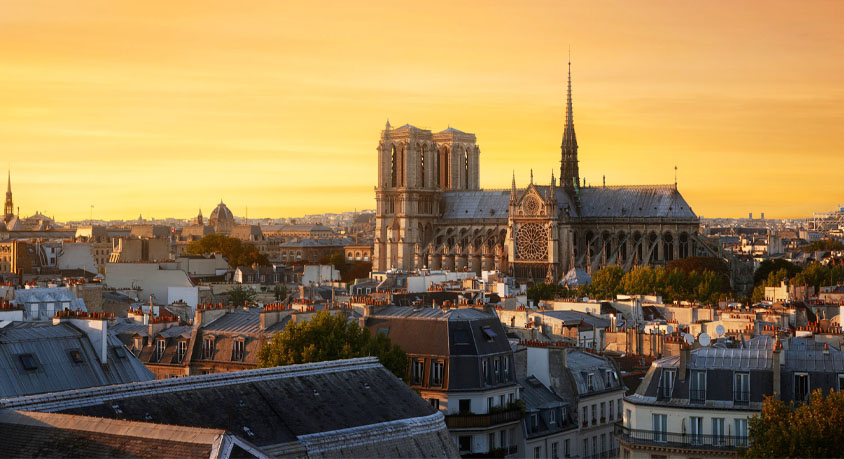 Exploring the Magnificent Notre Dame de Paris in the Heart of Paris