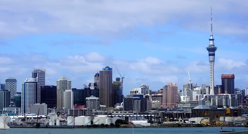 Sky Tower in Auckland: The magnificent view and panoramic view of the city