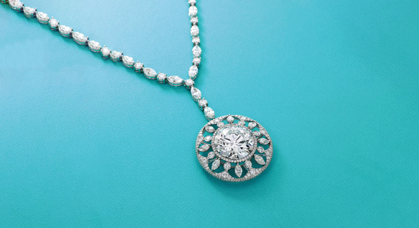 Can Jewelry and Watches Really “Play” Together? The Answer is YES!