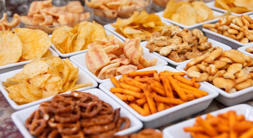 Healthy Snacking Fuels Your Body&mdash;Here&rsquo;s How to Do It Right