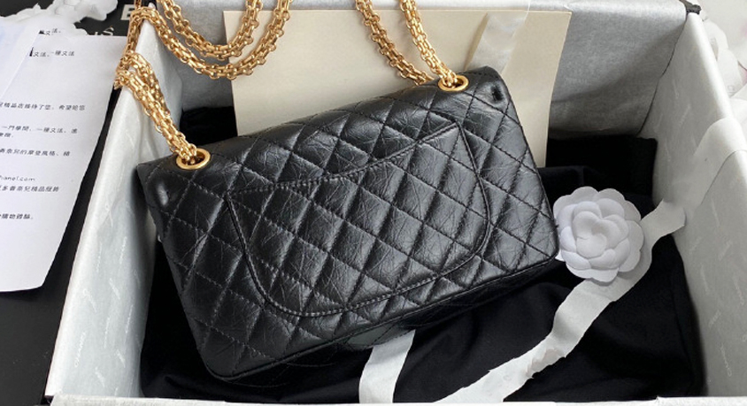 Reissue Reverie: The Constructed Elegance of Chanel’s 2.55 Bag