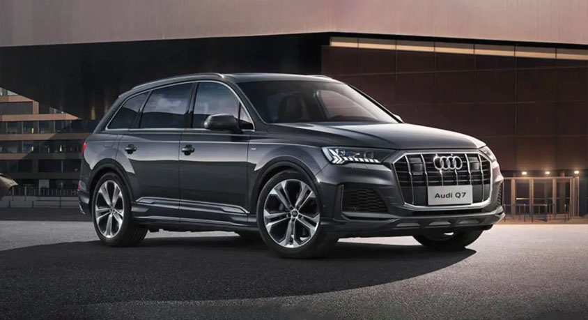 2026 Audi Q7 Proves Old-School Luxury Still Beats New EVs